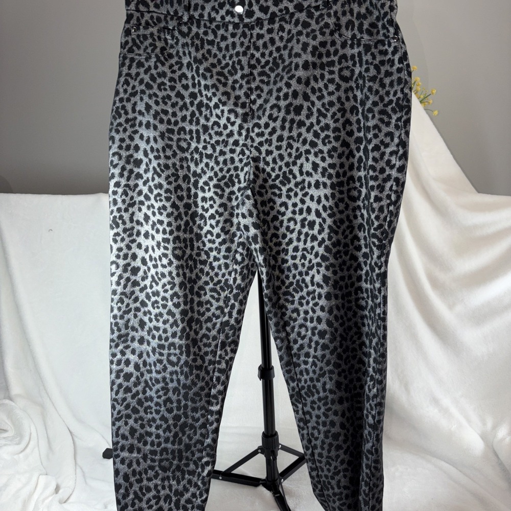Fit Sight Gray Black Animal Print Skinny Ankle Pant Super Stretch 16 Office Chic